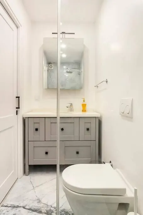 4 Bedroom Spacious Apartment In Nisantasi Istanbulská provincie 0*,  Turecko